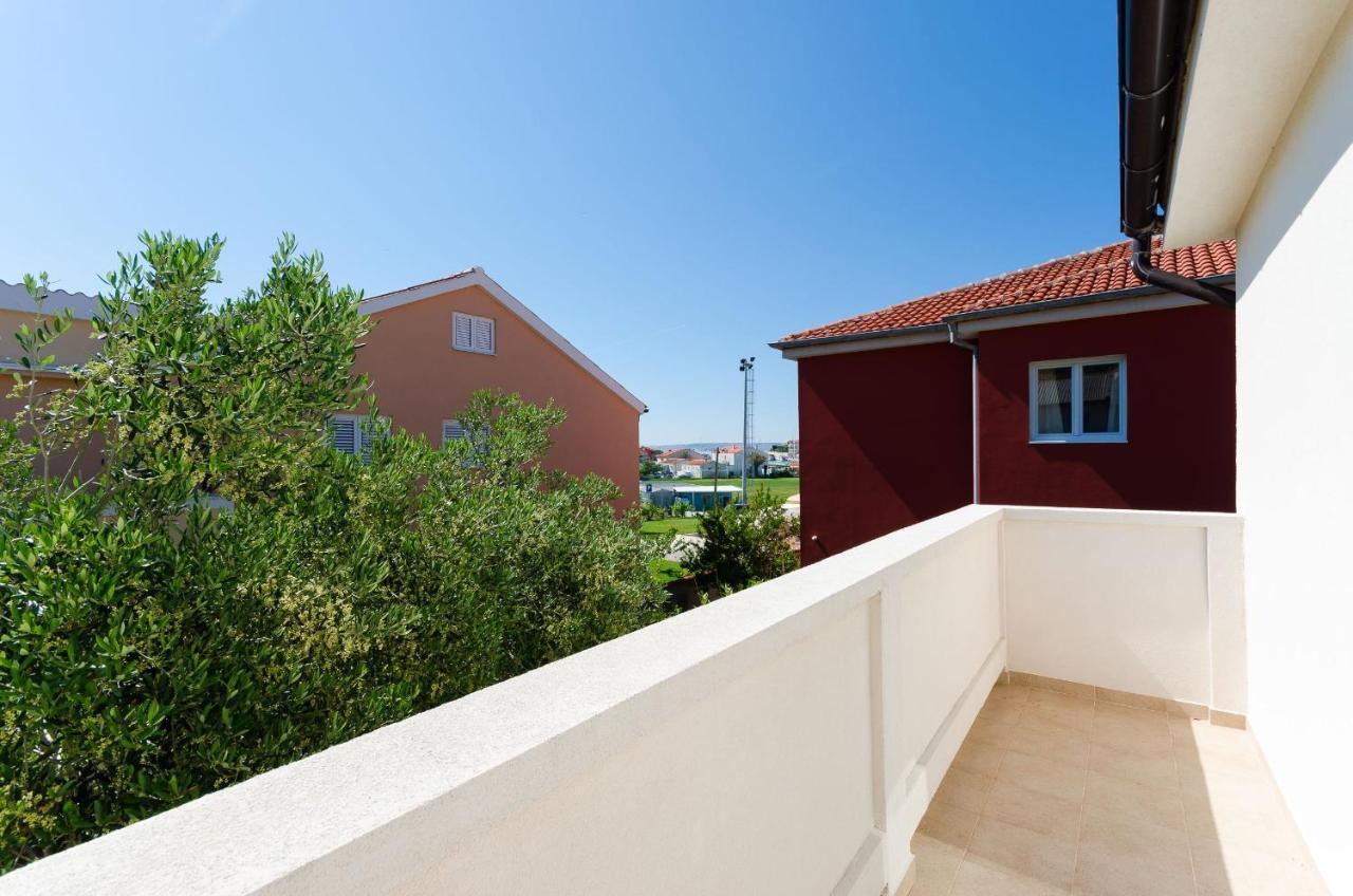 Apartments Toni Banjol Exterior photo