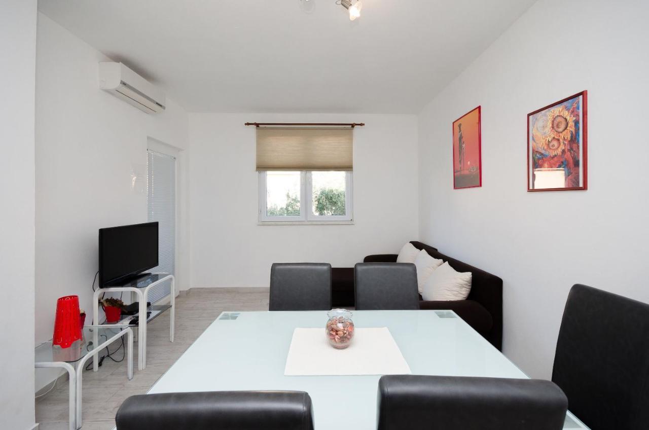 Apartments Toni Banjol Exterior photo